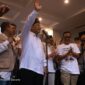 Relawan Jokowi Mania (JOMAN) mendatangi rumah Ketua Umum Partai Gerindra Prabowo Subianto.  (Dok. Tim Media Prabowo Subianto) 
