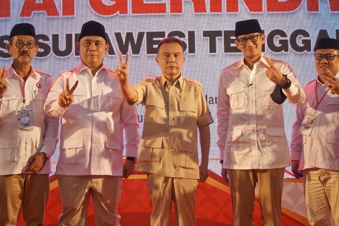 Ketua Harian DPP Partai Gerindra Dasco bersama Wakil Ketua Dewan Pembina Partai Gerindra Sandiaga Uno menghadiri rapat koordinasi daerah. (Dok. Tim Media Gerindra) 